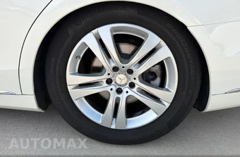 2017 Mercedes-Benz S 550 4MATIC Sedan - miniatura 30