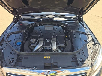 2017 Mercedes-Benz S 550 4MATIC Sedan - miniatura 20