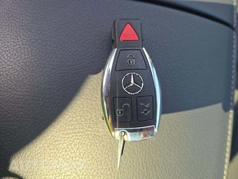 2017 Mercedes-Benz S 550 4MATIC Sedan - miniatura 5