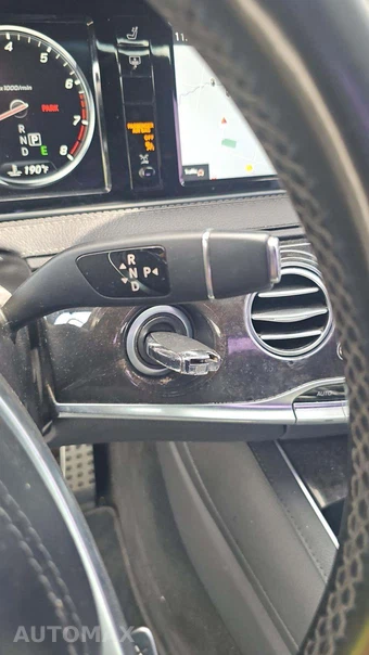 2017 Mercedes-Benz S 550 Sedan - miniatura 20