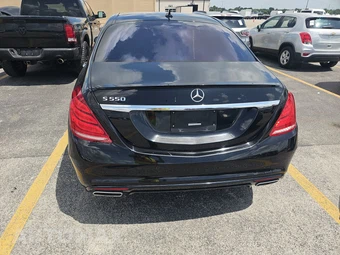 2017 Mercedes-Benz S 550 Sedan - miniatura 5