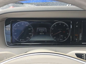 2017 Mercedes-Benz S 550 Sedan – miniatura 12