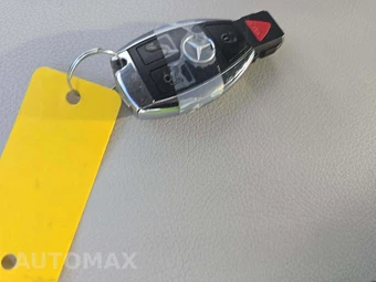 2017 Mercedes-Benz S 550 Sedan - miniatura 5