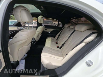 2017 Mercedes-Benz S 550 Sedan - miniatura 13