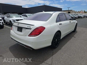 2017 Mercedes-Benz S 550 Sedan - miniatura 3
