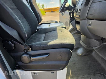 2017 Mercedes-Benz Sprinter 2500 Cargo Van Standard Roof 144.3" WB - miniatura 34