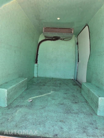 2017 Mercedes-Benz Sprinter 2500 Cargo Van Standard Roof 144.3" WB - miniatura 43