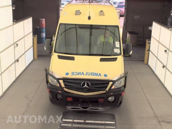 2017 Mercedes-Benz Sprinter 2500 Cargo Van Standard Roof 144.3" WB - miniatura 2