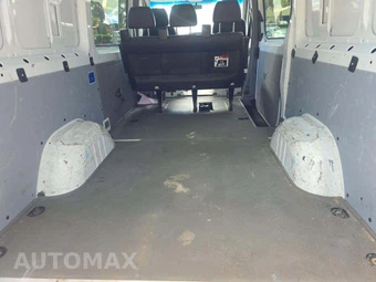 2017 Mercedes-Benz Sprinter 2500 Crew Van Standard Roof 144.3" WB – miniatura 13