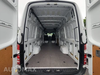 2017 Mercedes-Benz Sprinter 2500 Worker Cargo Van High Roof 170.3" WB - miniatura 16