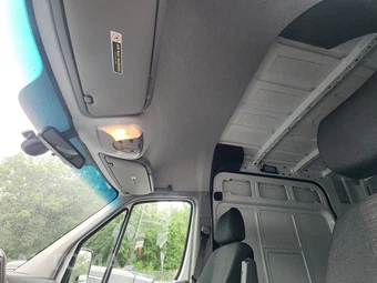 2017 Mercedes-Benz Sprinter 2500 Worker Cargo Van High Roof 170.3" WB - miniatura 17