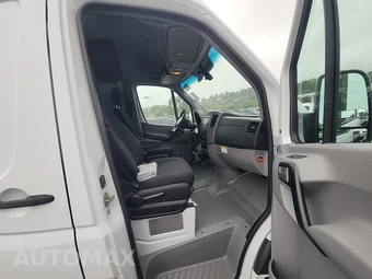 2017 Mercedes-Benz Sprinter 2500 Worker Cargo Van High Roof 170.3" WB - miniatura 8