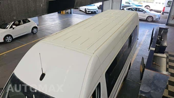 2017 Mercedes-Benz Sprinter 3500 Cargo Van High Roof 170.3" WB - miniatura 23