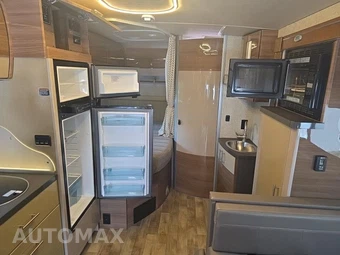 2017 Mercedes-Benz Sprinter 3500XD Cab Chassis DRW - miniatura 28