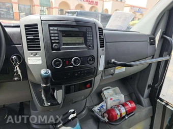 2017 Mercedes-Benz Sprinter 3500XD Cab Chassis DRW – miniatura 10