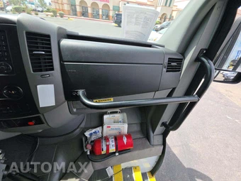 2017 Mercedes-Benz Sprinter 3500XD Cab Chassis DRW – miniatura 17