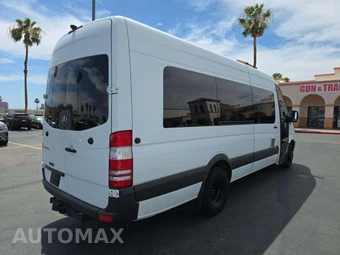 2017 Mercedes-Benz Sprinter 3500XD Cab Chassis DRW – miniatura 3