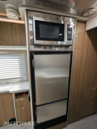 2017 Mercedes-Benz Sprinter 3500XD Cab Chassis DRW - miniatura 21