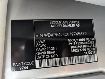 2017 Mercedes-Benz Sprinter 3500XD Cab Chassis DRW - miniatura 28