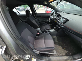 2017 Mitsubishi Lancer ES – miniatura 13
