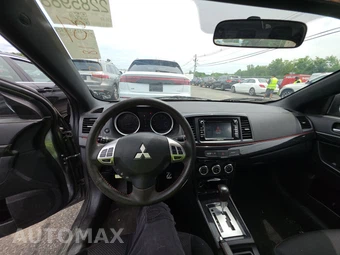 2017 Mitsubishi Lancer ES – miniatura 16