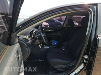 2017 Mitsubishi Lancer ES - miniatura 3