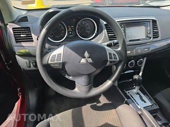 2017 Mitsubishi Lancer ES - miniatura 14