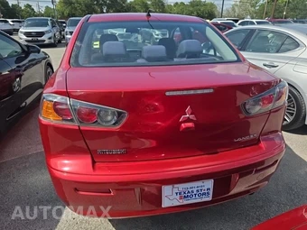 2017 Mitsubishi Lancer ES - miniatura 5