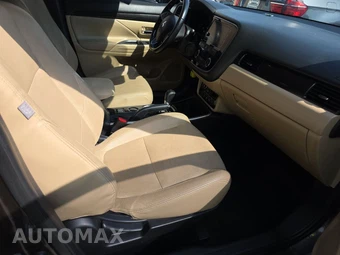 2017 Mitsubishi Outlander SE – miniatura 8