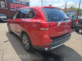 2017 Mitsubishi Outlander SE – miniatura 2