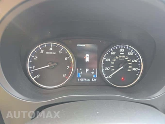 2017 Mitsubishi Outlander SE – miniatura 9