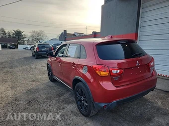 2017 Mitsubishi Outlander Sport LE – miniatura 6