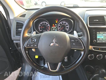 2017 Mitsubishi Outlander Sport SEL - miniatura 10