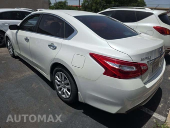 2017 Nissan Altima 2.5 S – miniatura 2