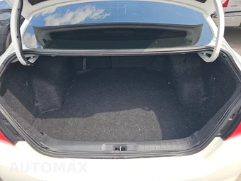 2017 Nissan Altima 2.5 S – miniatura 16