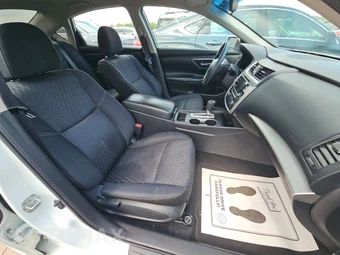 2017 Nissan Altima 2.5 S – miniatura 8
