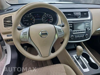 2017 Nissan Altima 2.5 S – miniatura 14