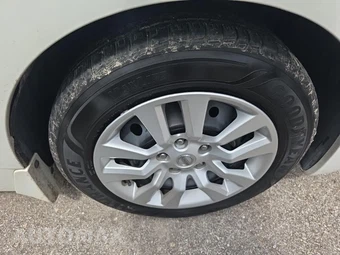 2017 Nissan Altima 2.5 S – miniatura 9