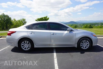 2017 Nissan Altima 2.5 S - miniatura 10