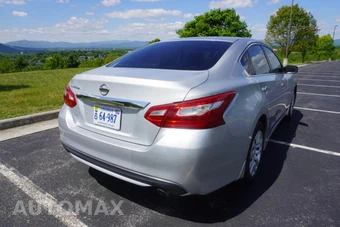 2017 Nissan Altima 2.5 S - miniatura 8