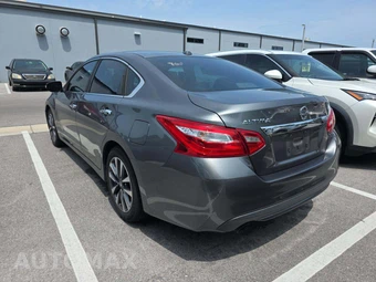 2017 Nissan Altima 2.5 SL – miniatura 2
