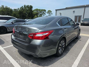 2017 Nissan Altima 2.5 SL – miniatura 3