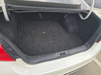 2017 Nissan Altima 2.5 SL – miniatura 16