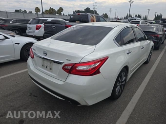 2017 Nissan Altima 2.5 SL – miniatura 4