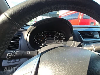 2017 Nissan Altima 2.5 SL – miniatura 12