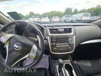 2017 Nissan Altima 2.5 SR – miniatura 11