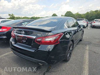 2017 Nissan Altima 2.5 SR – miniatura 4