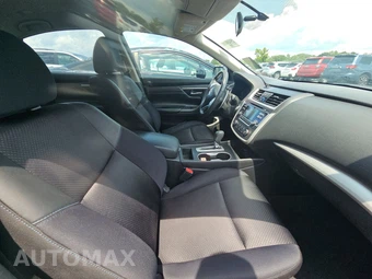 2017 Nissan Altima 2.5 SR – miniatura 8