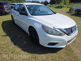 2017 Nissan Altima 2.5 SR - miniatura 4