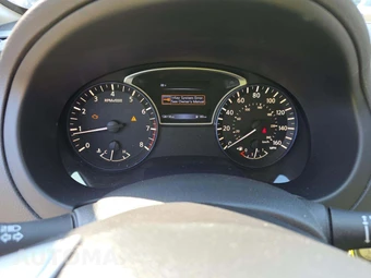 2017 Nissan Altima 2.5 SR - miniatura 9